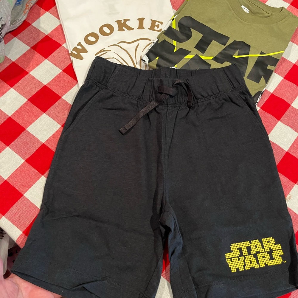Amazon Essentials Black Star Wars Kids Shorts